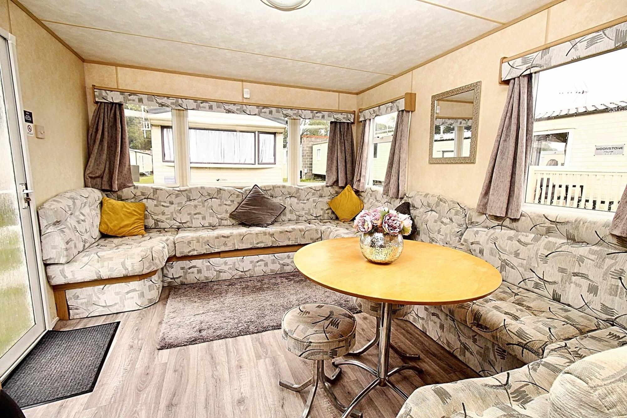Highfield Grange, Orchards Little Clacton
